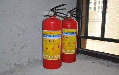 糖果装修提醒 高温多注意，小心油漆变“炸药”！